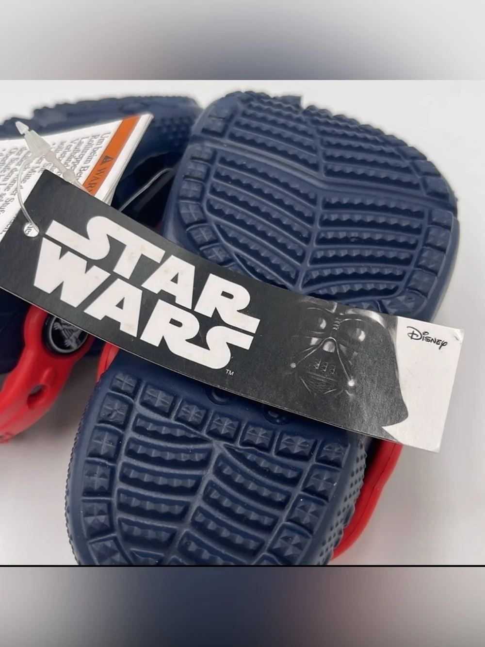 NWT Star Wars Kids Navy and Red Clog Sandals with Darth Vader Graphic Sz4